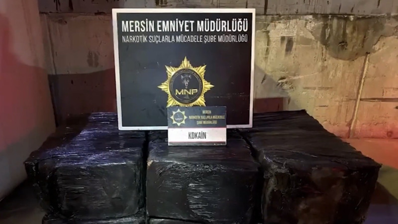 MERSİN LİMANINDA 298 KG KOKAİN ELE GEÇİRİLDİ